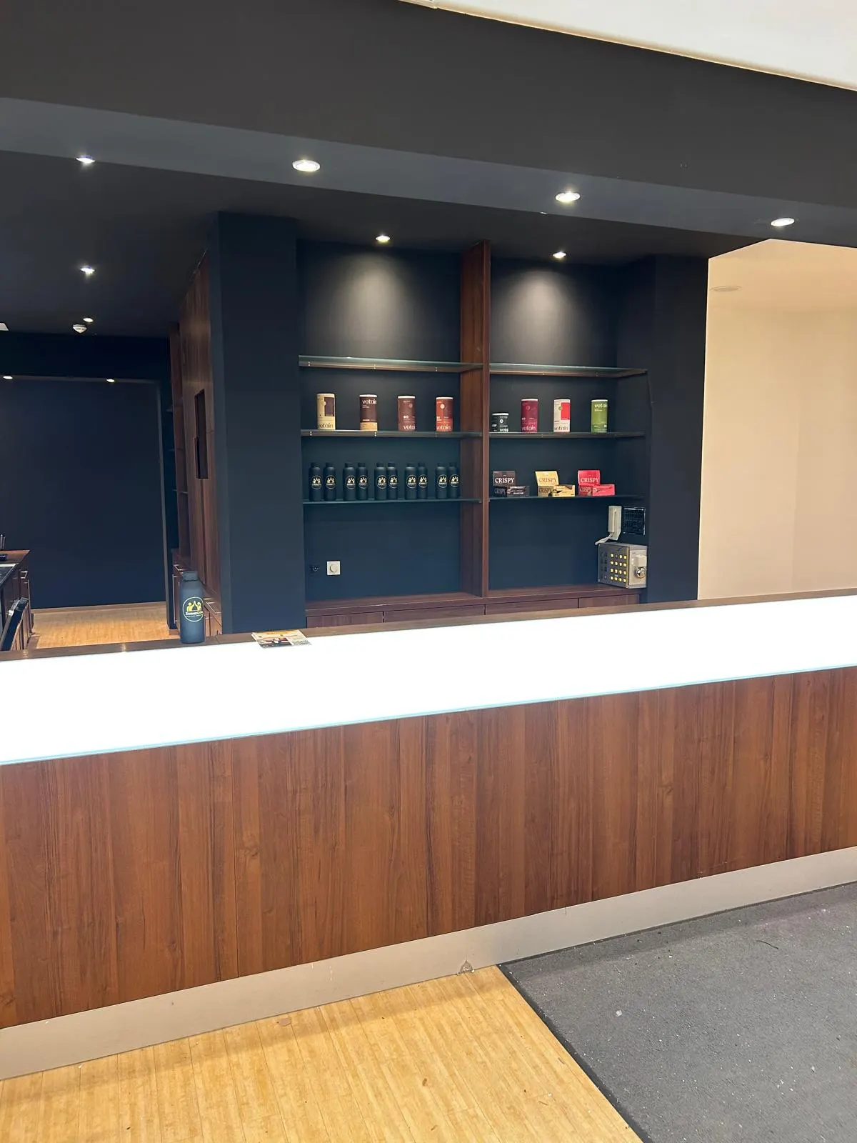 Empfang und Theke bei ZorneGYM in Zorneding